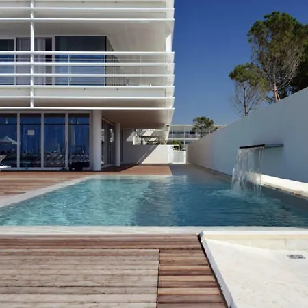 The Beach House By Richard Meier *